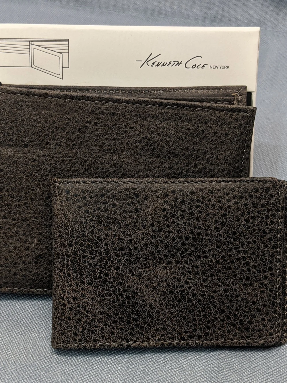 Kenneth Cole men genuine